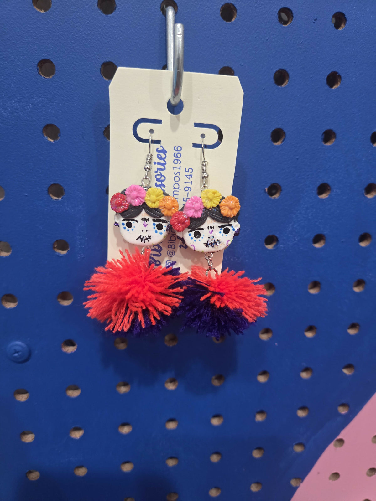Frida dia de muertos borla o pompon
