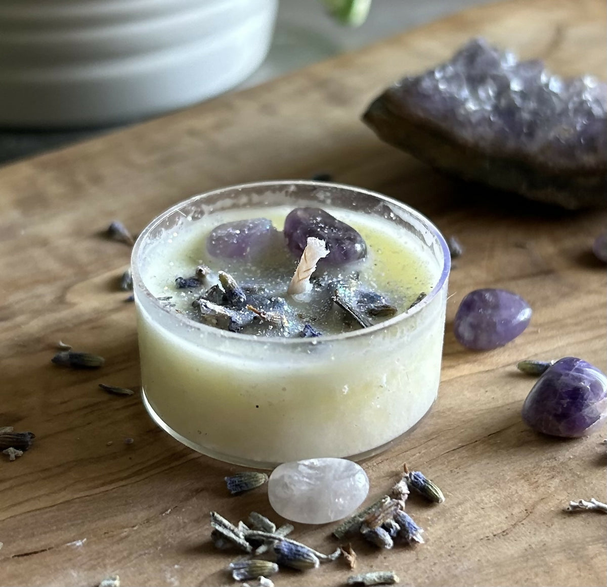 Tea light candle