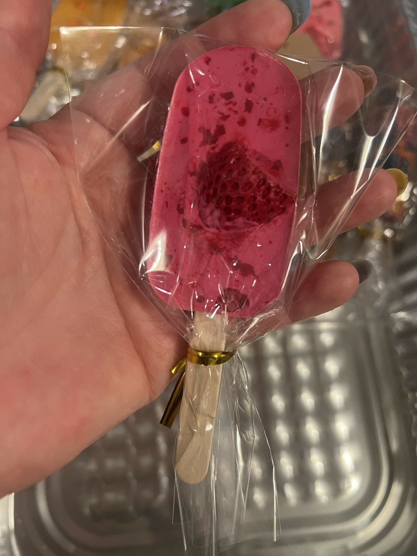 UNSCENTED Strawberry Crayon Paleta