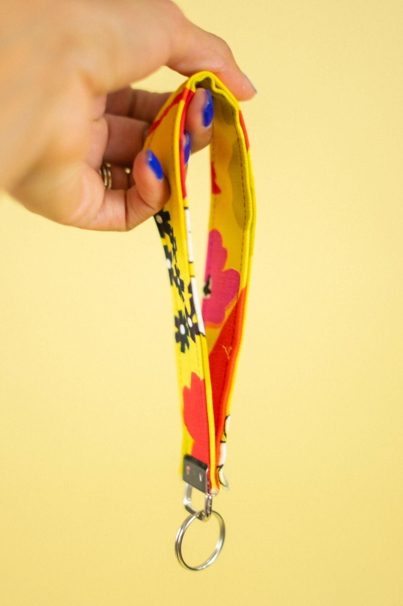 Mod Floral Key Wristlet