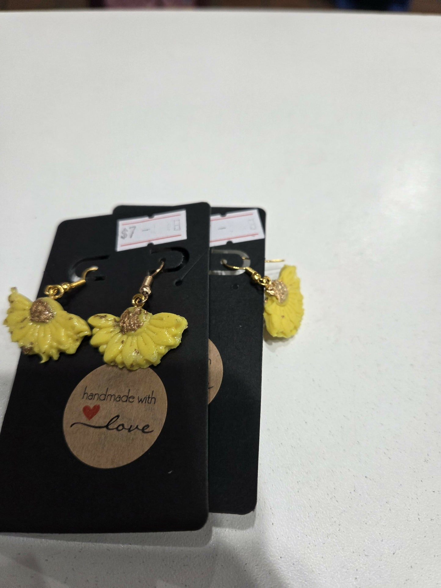 Arete amarillo avanico