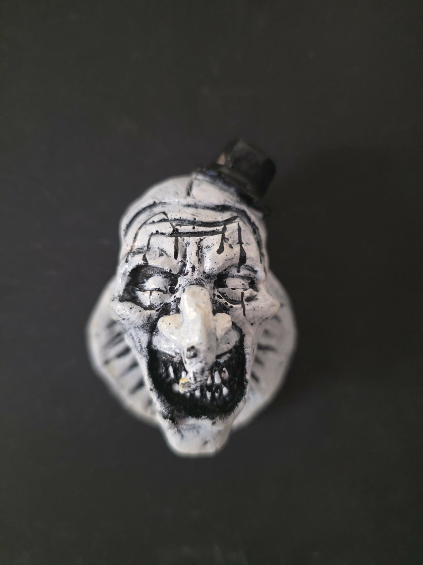Terrifier magnet