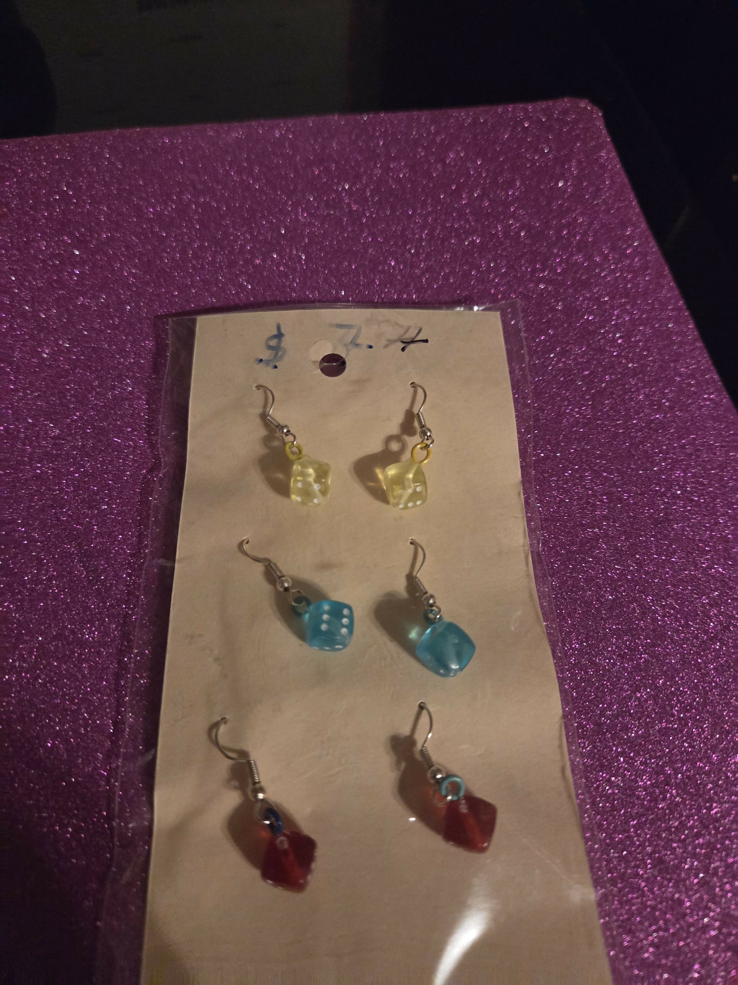 Set de tres pares aretes dados