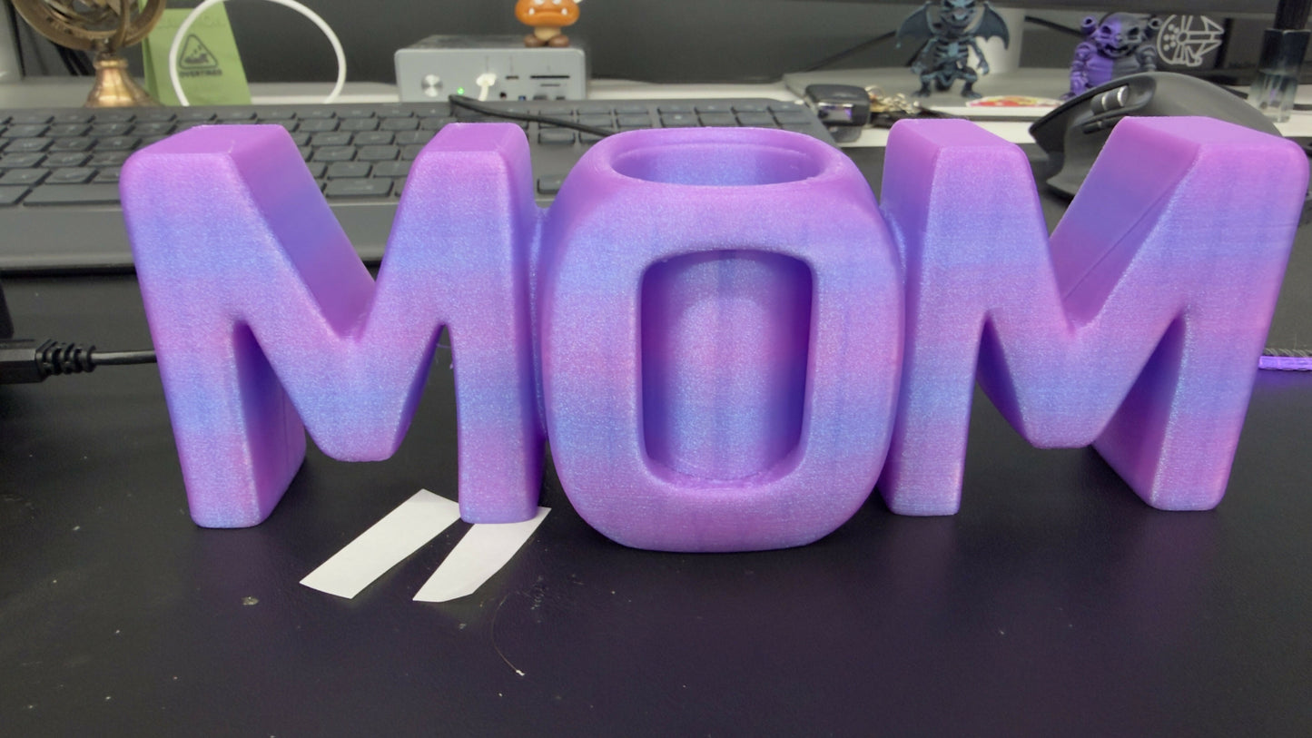 MOM pencil holder or Pot