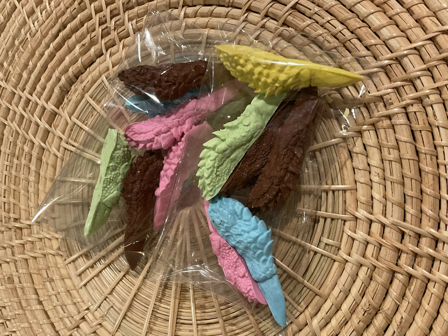 Raptor Claw Crayon 6 Pack