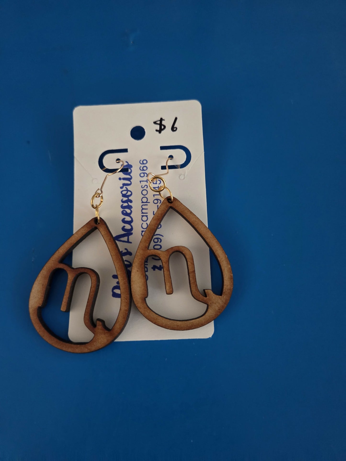 Zodiac earrings wood scorpions