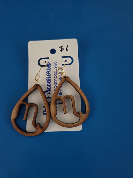 Zodiac earrings wood scorpions