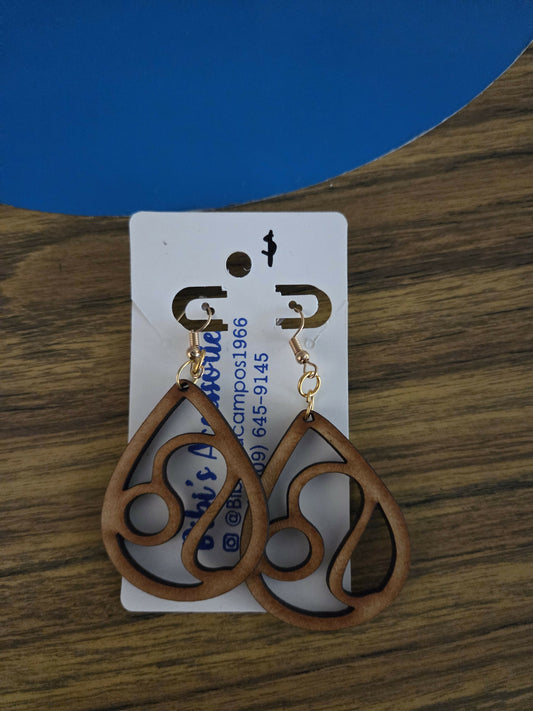 Zodiac earrings wood leo