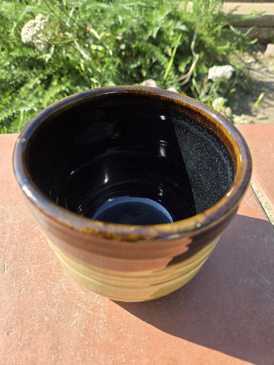 Spearmint green and Liquorice Black orquid planter