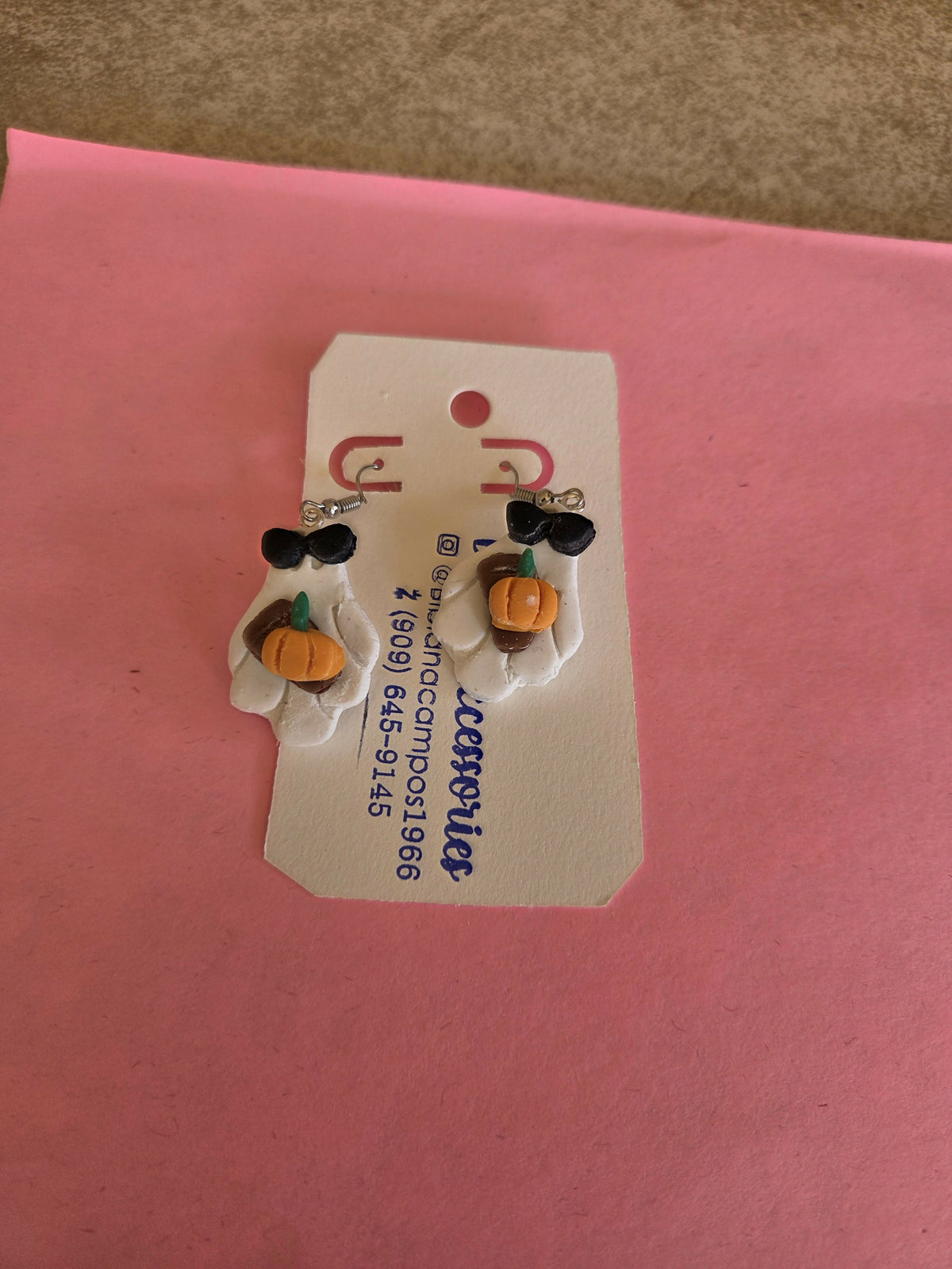 Aretes fantasma Calabasas
