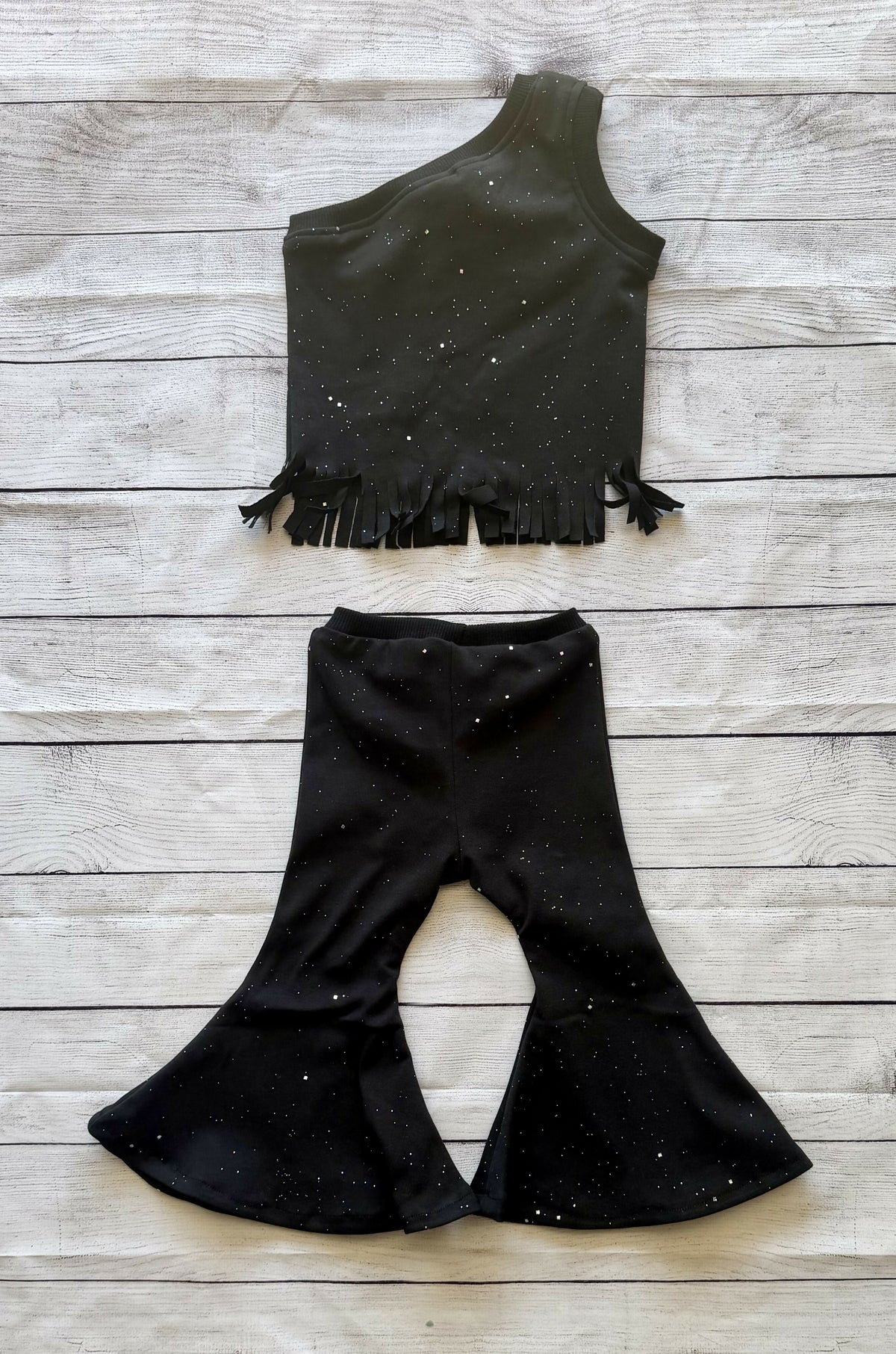 Black set top and one sleeve top 18to 2T