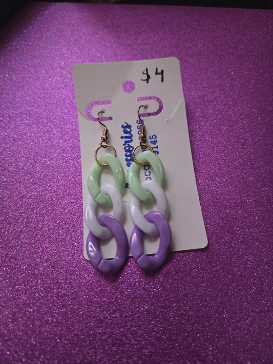Aretes cadena plastico 3 aros