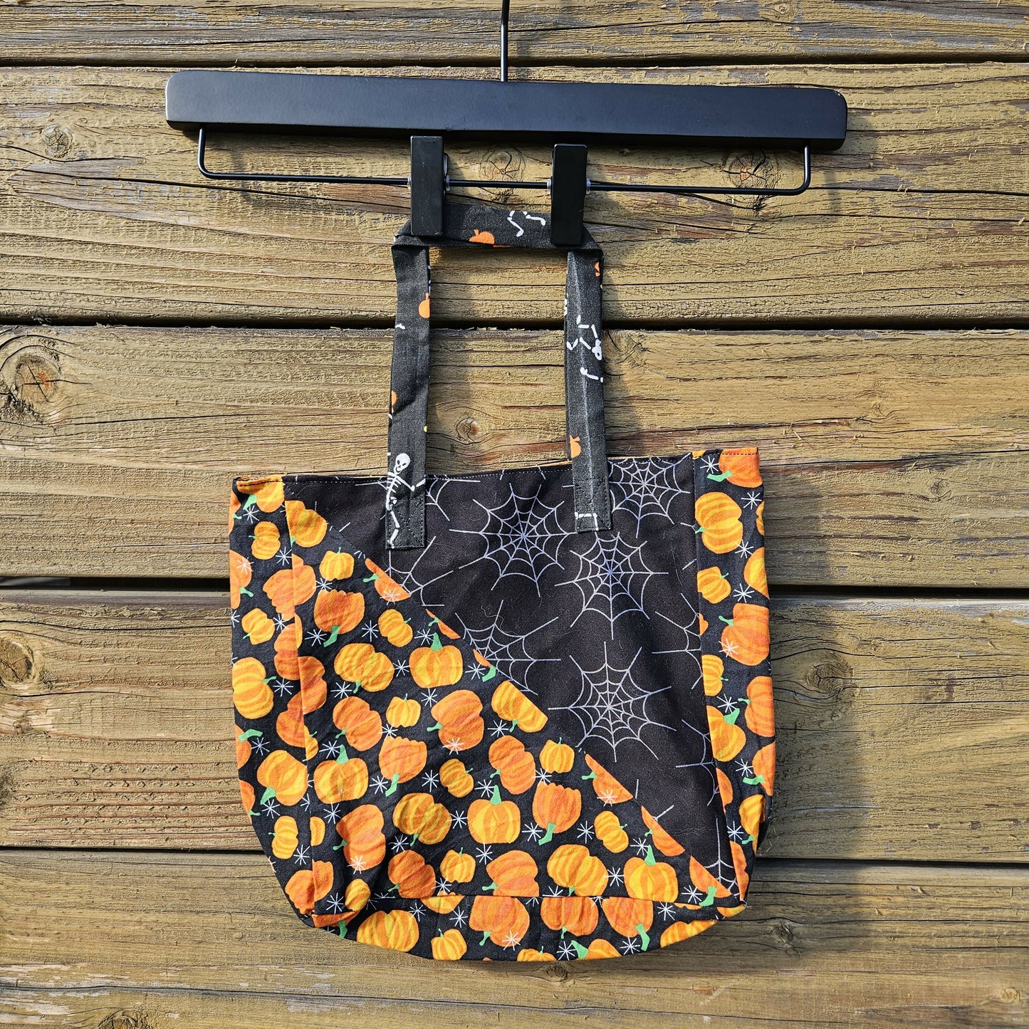 Trick or Treat Tote (Pumkin)