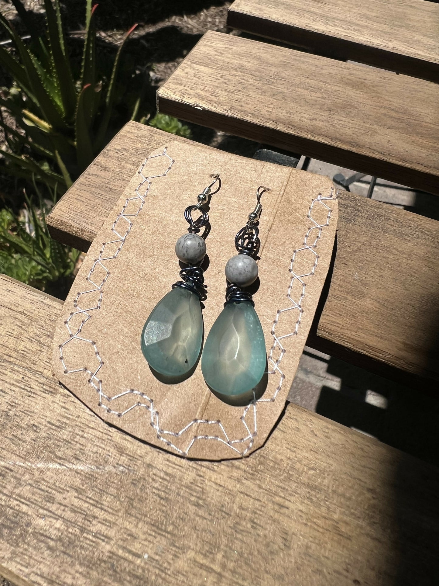 Blue wire raindrop
