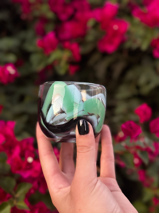 Tri-color squiggle cup