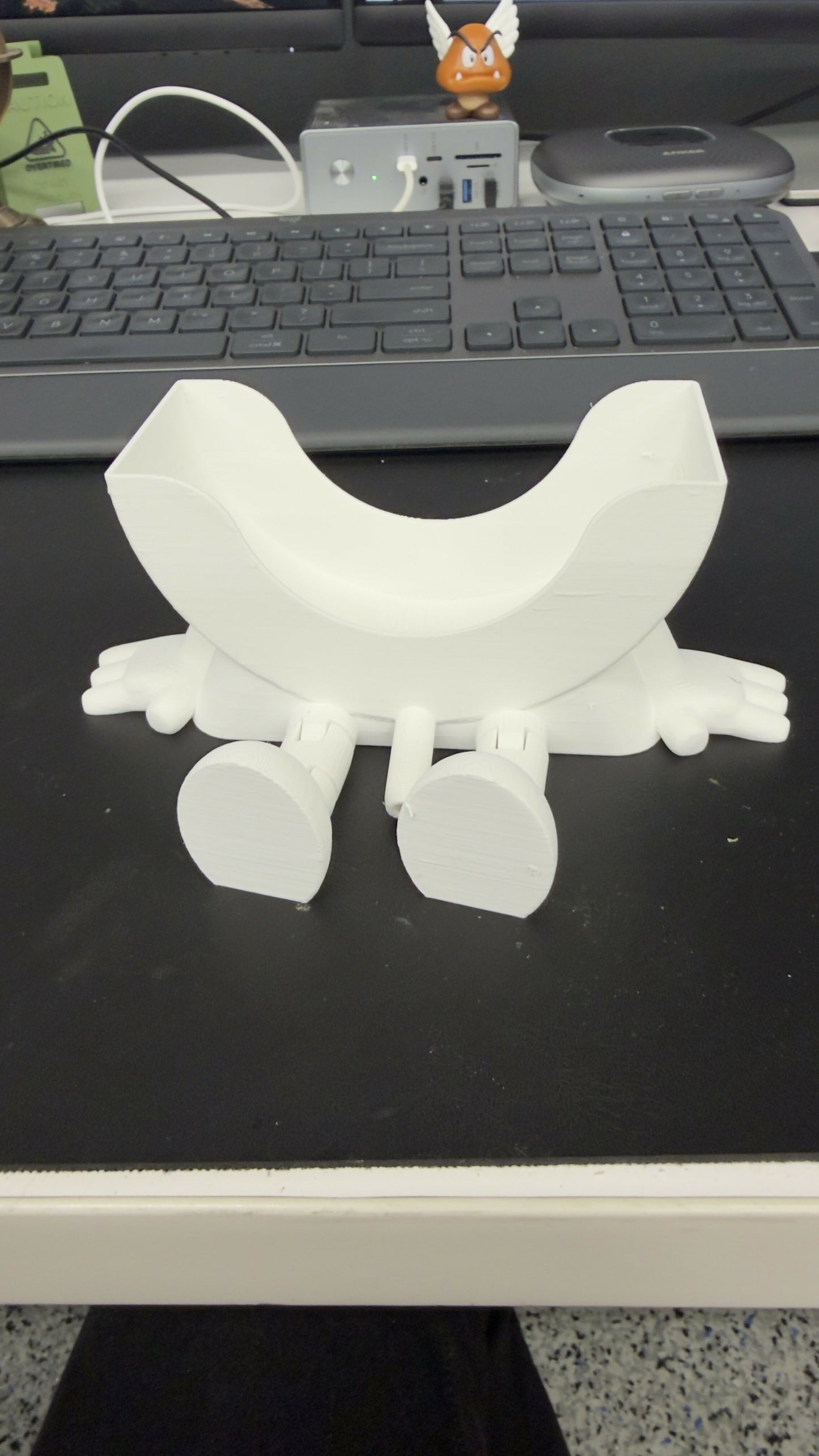 Scrub Daddy Holder with Drain Pipe