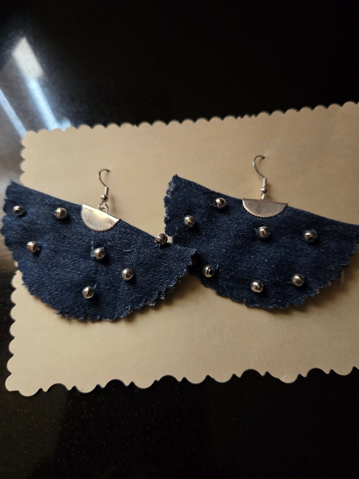 Aretes mesclilla plateado