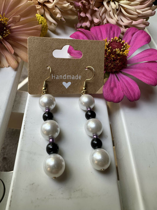 White and Black Stem Earrings