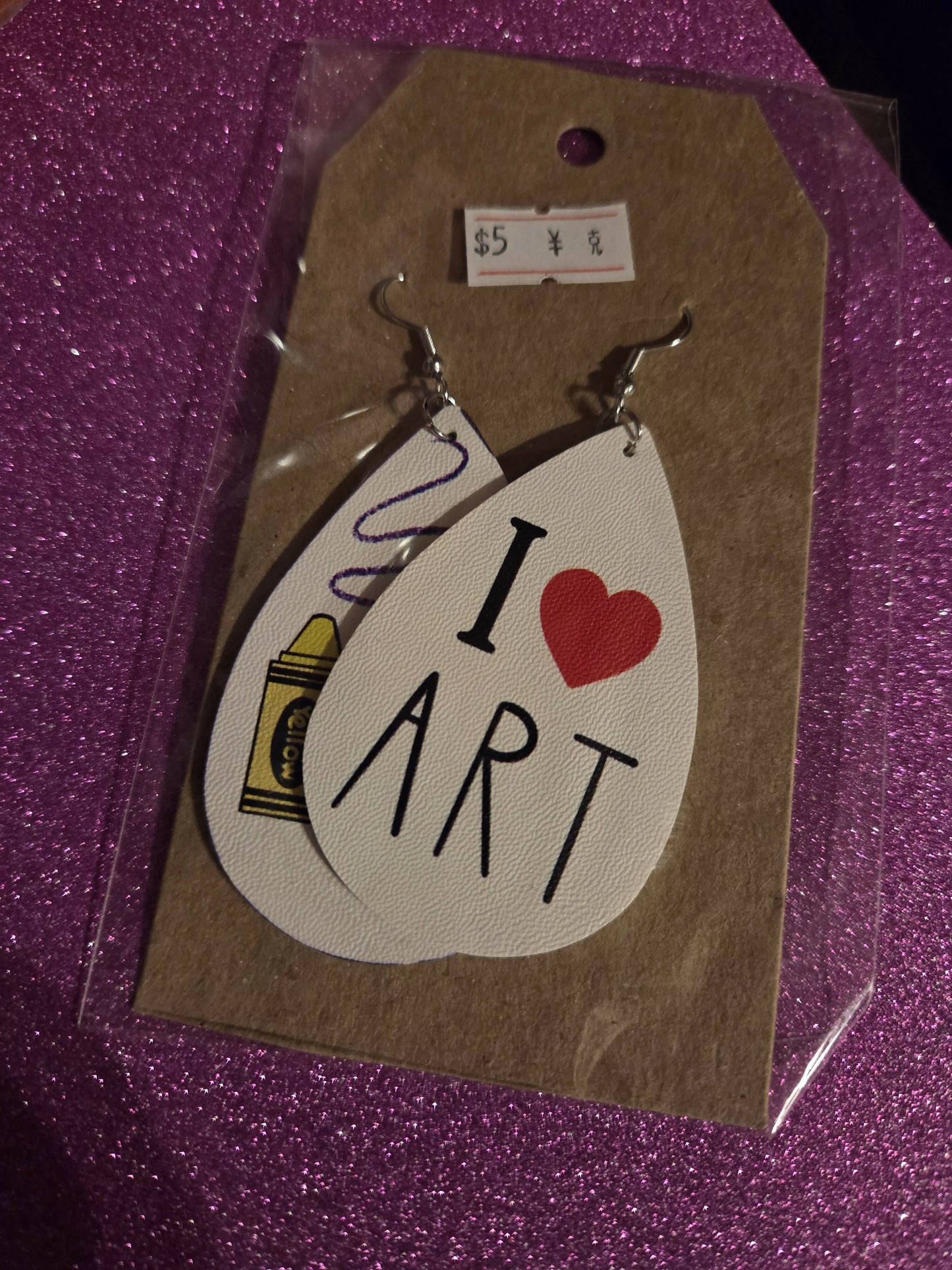 Aretes I love art