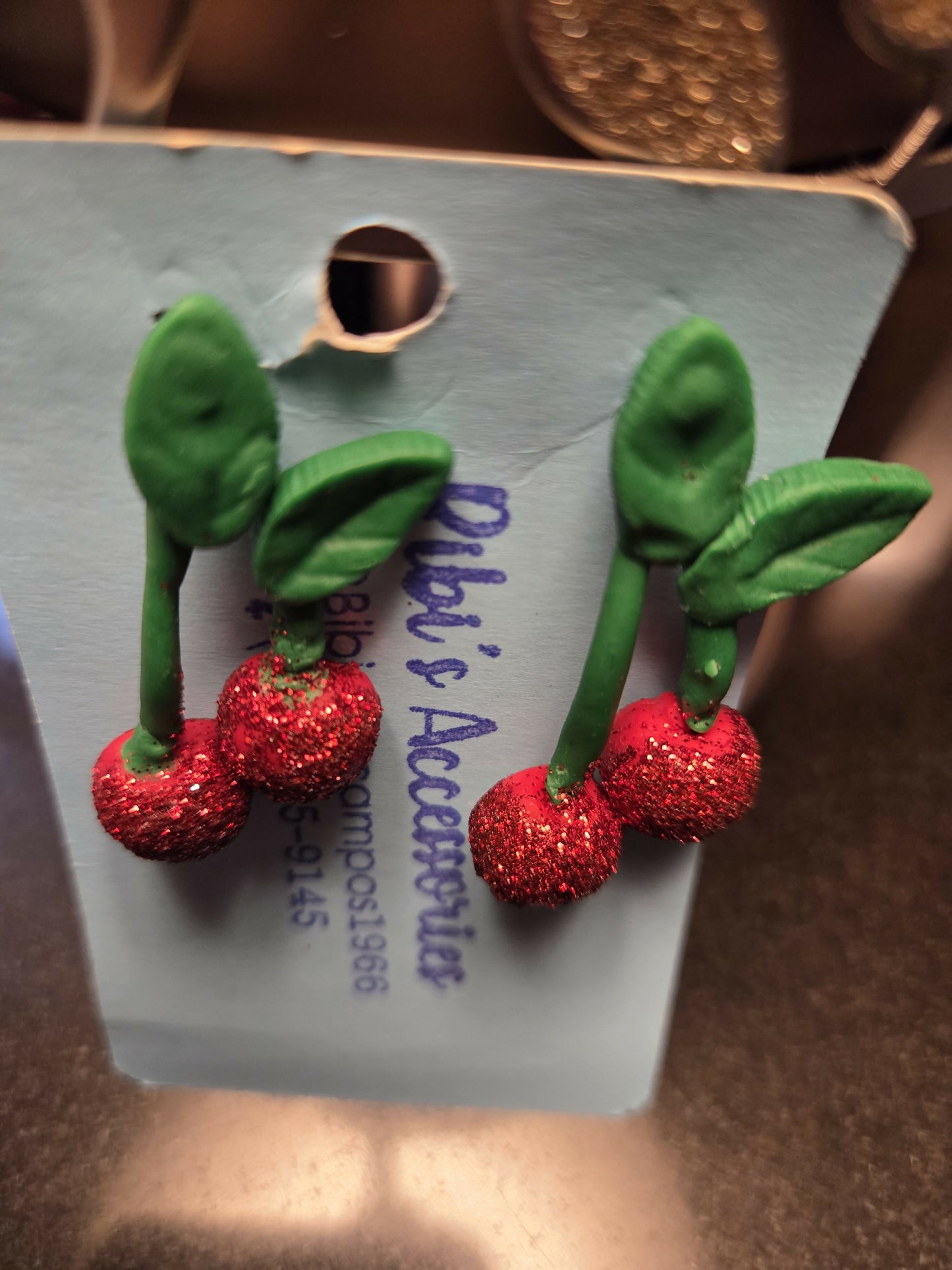 Aretes de poste cherry