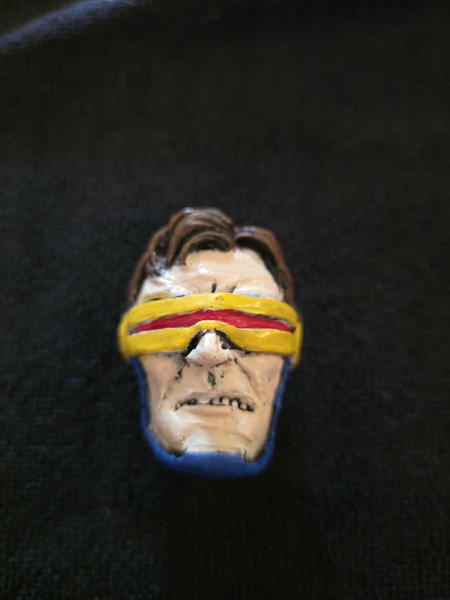 Cyclops magnet