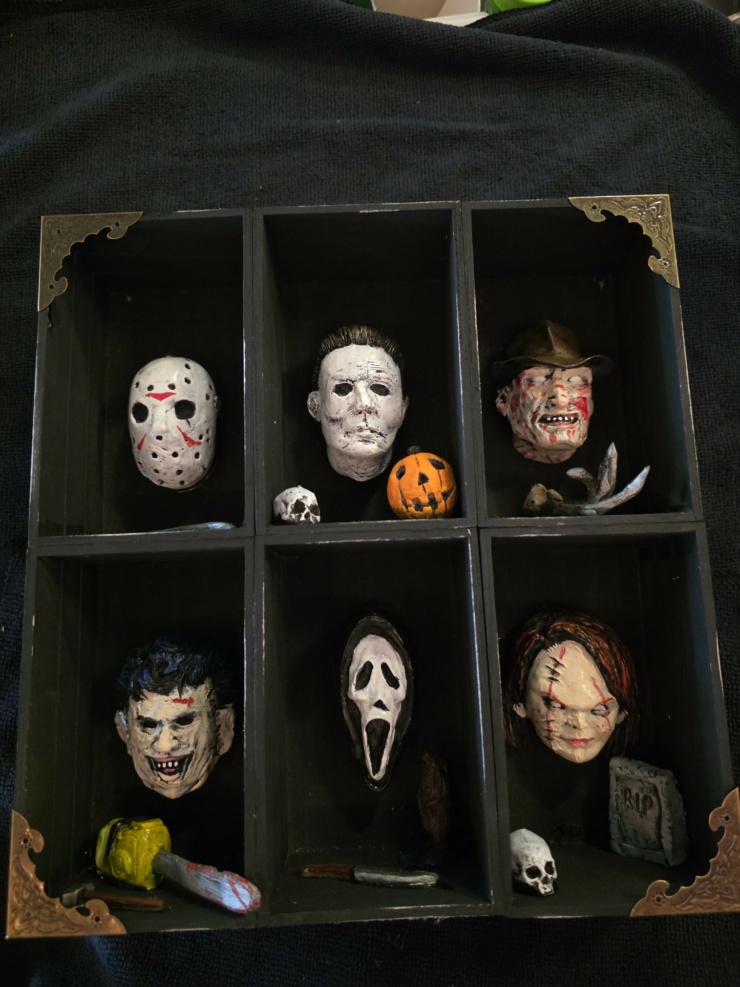 Slashers shadow box