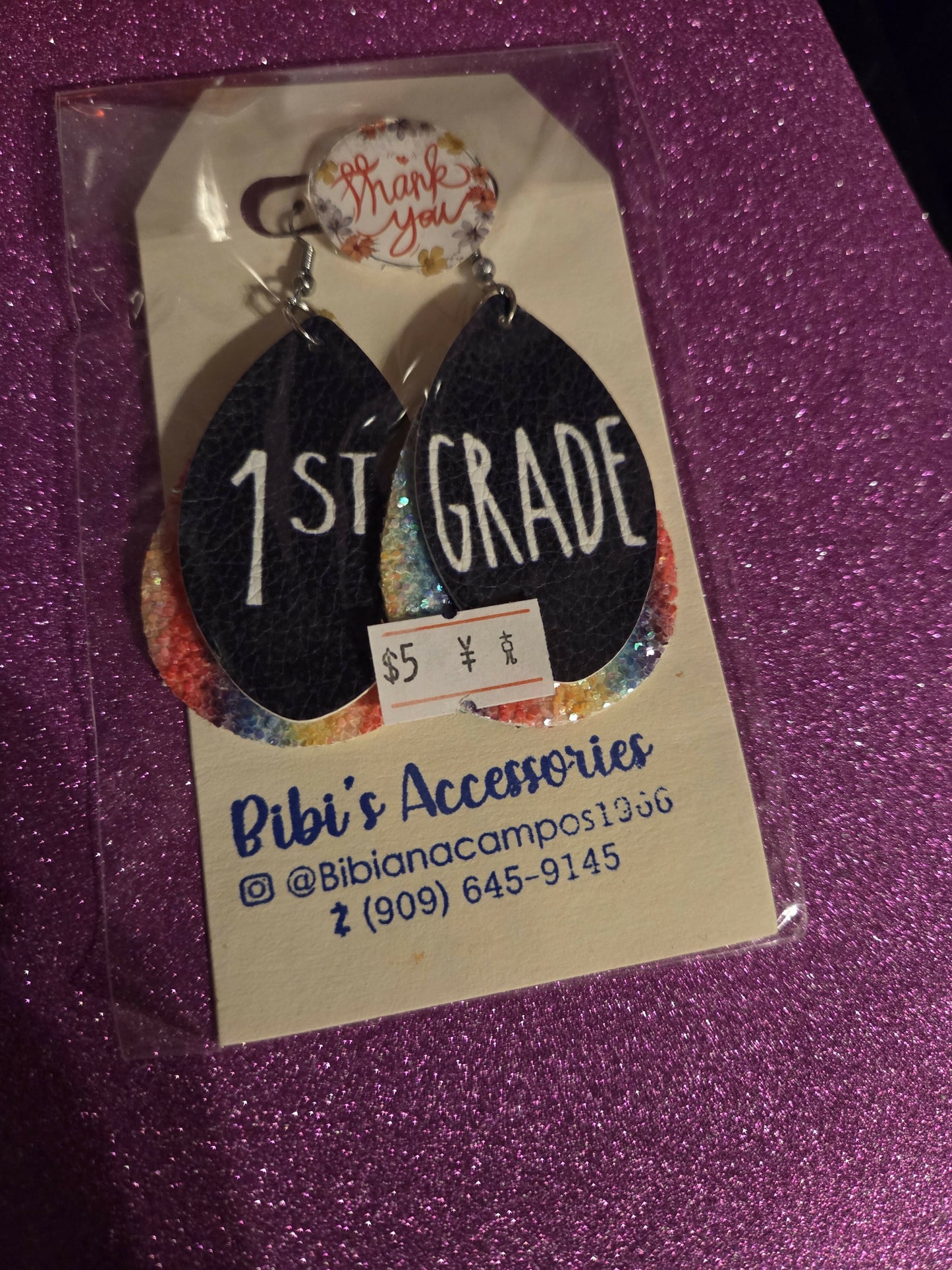 Aretes maestra 1 grade