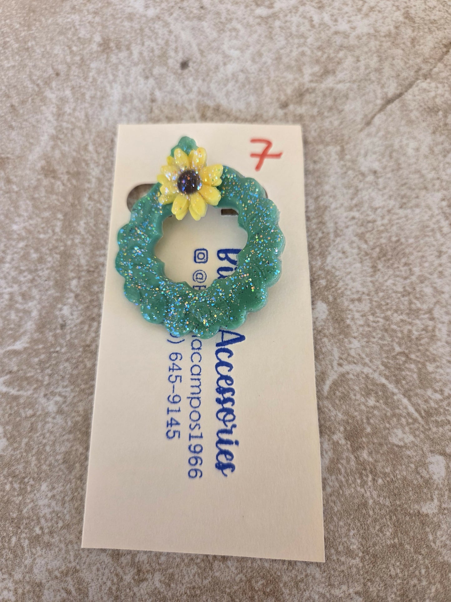 Sunglasses holder pin
