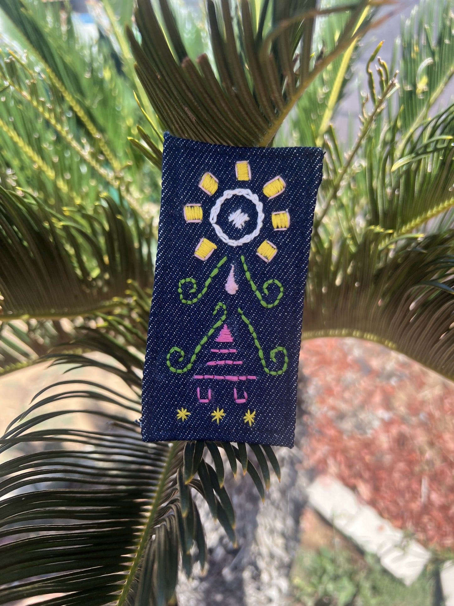 Ancient Mexican sunflower glyph 2 x 4 in