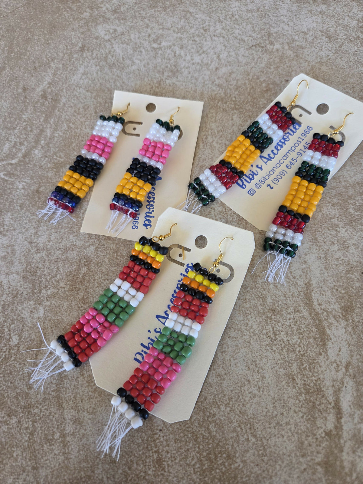 Aretes tipo zarape piedra