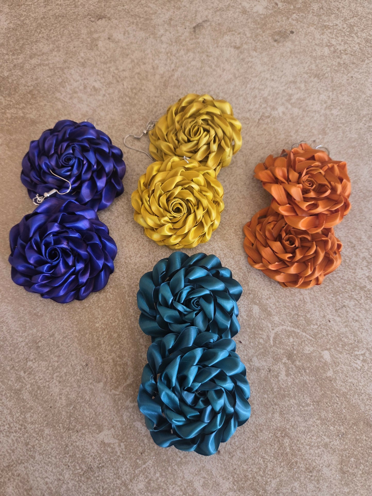Aretes de palma amarillo morado verde I naranja