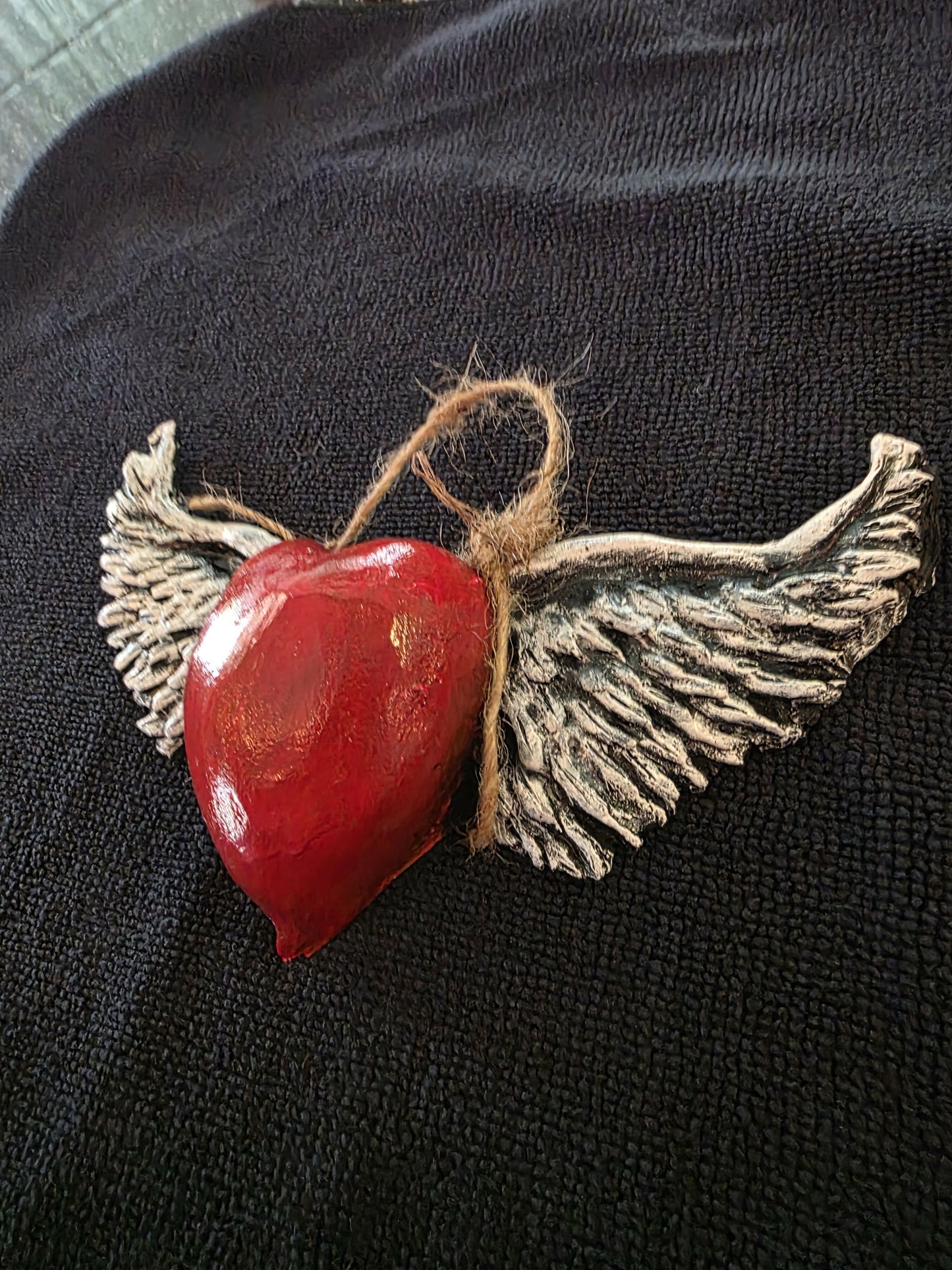 Heart with wings wall art