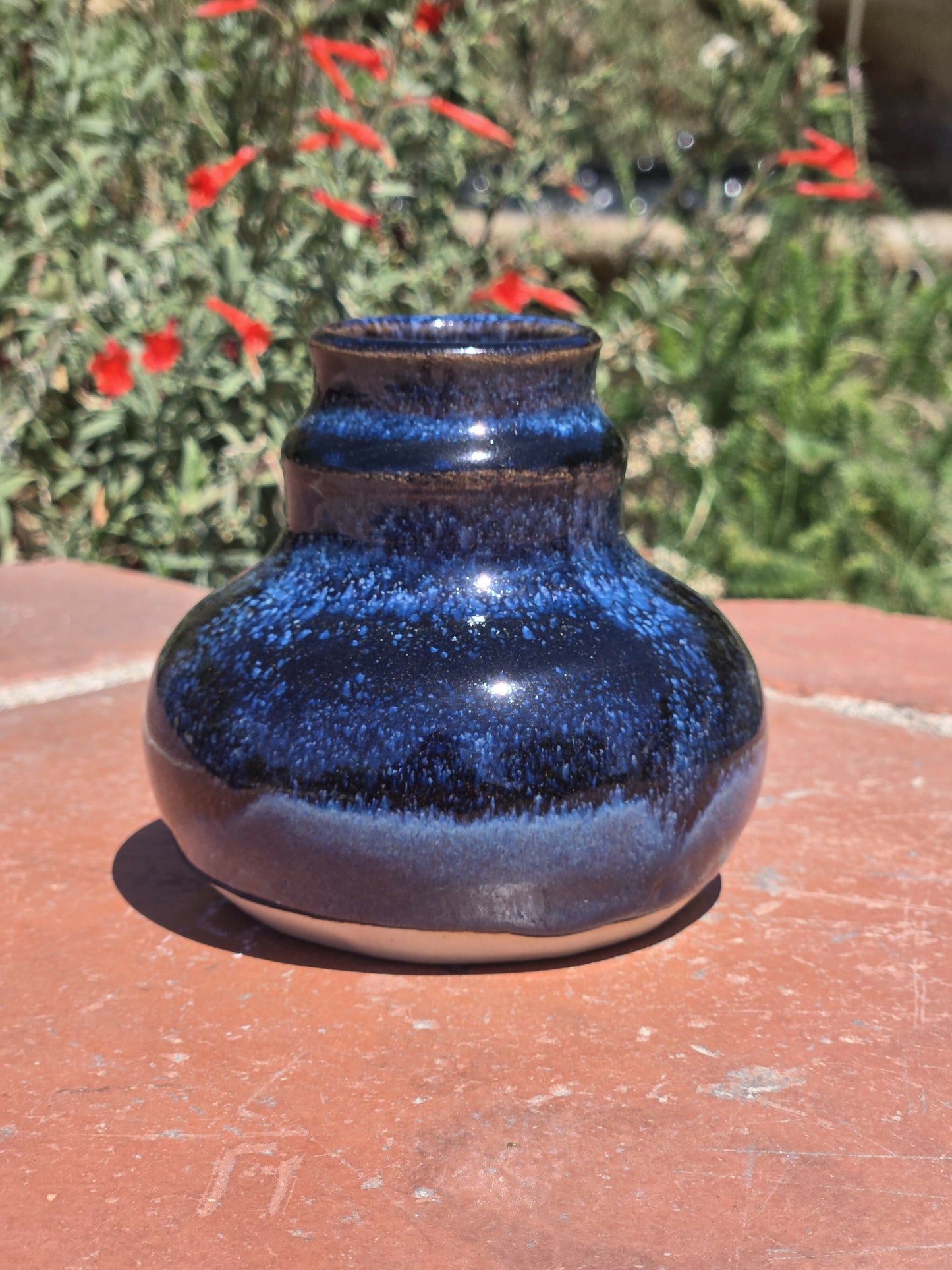 Black and Blue Short Vase