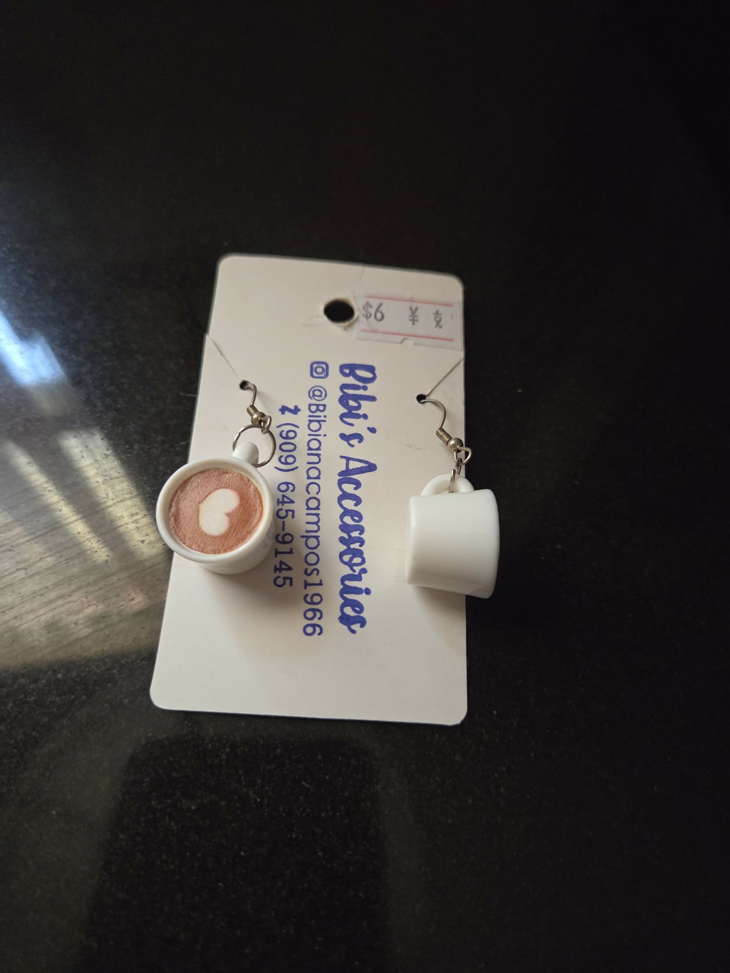 Aretes taza cafe de resina