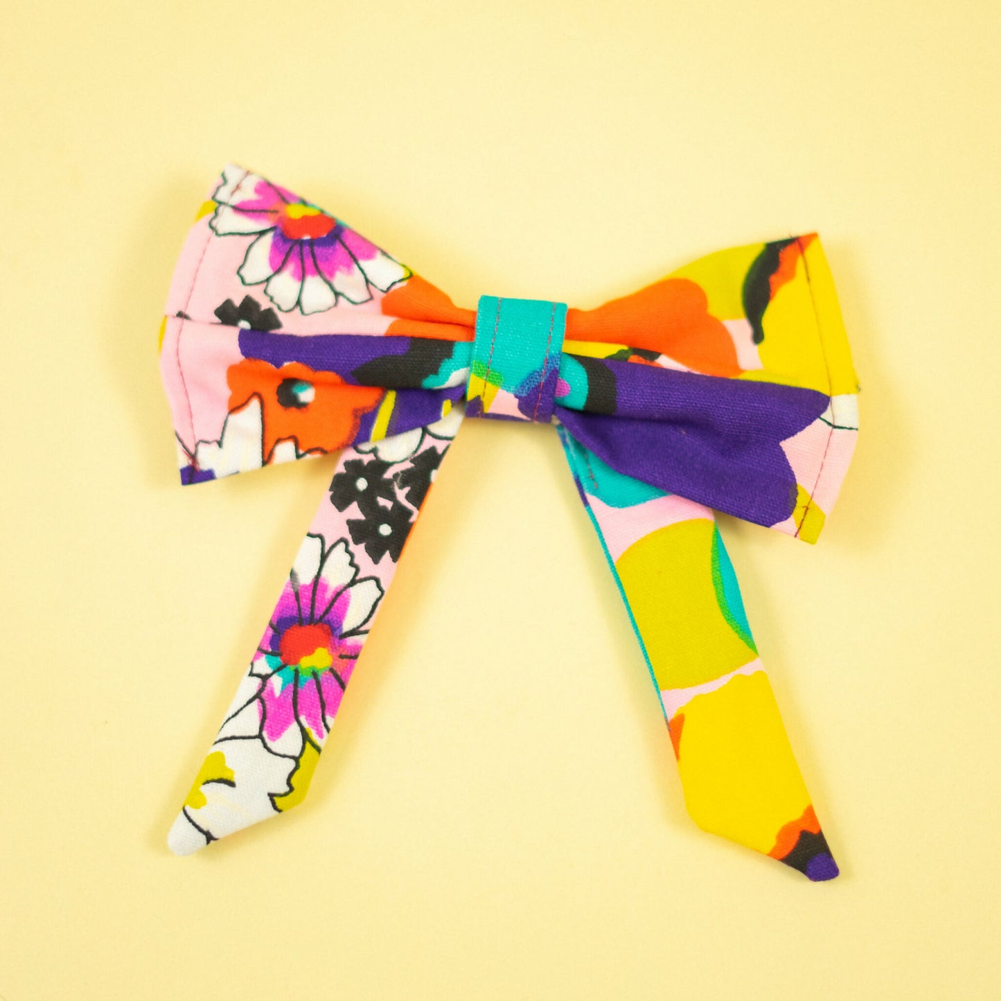 Large Mod Floral Hair Bow
