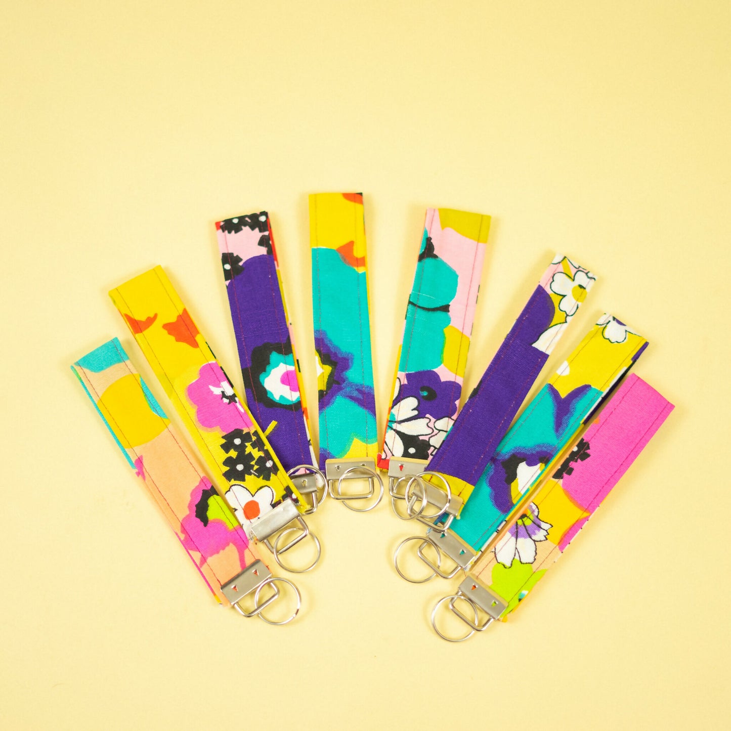 Mod Floral Key Wristlet
