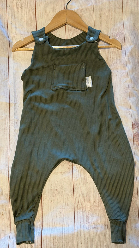 Romper Green 6-9 mo with front pocket
