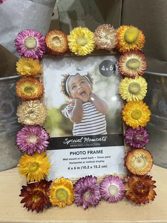 Dried floral Picture frame