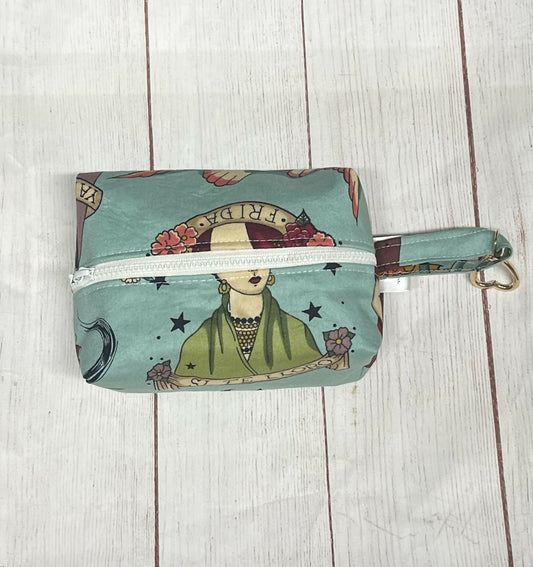 Medium Frida Kahlo boxy bag