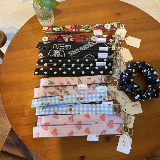 Large keychain wristlets