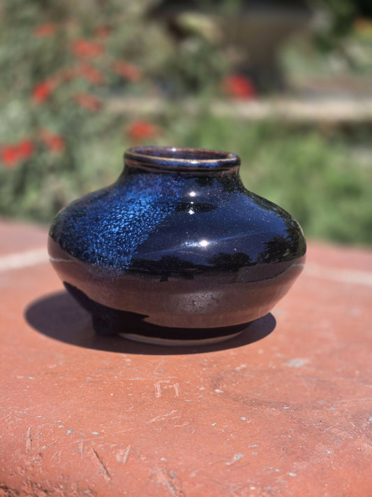 Black and blue wide base