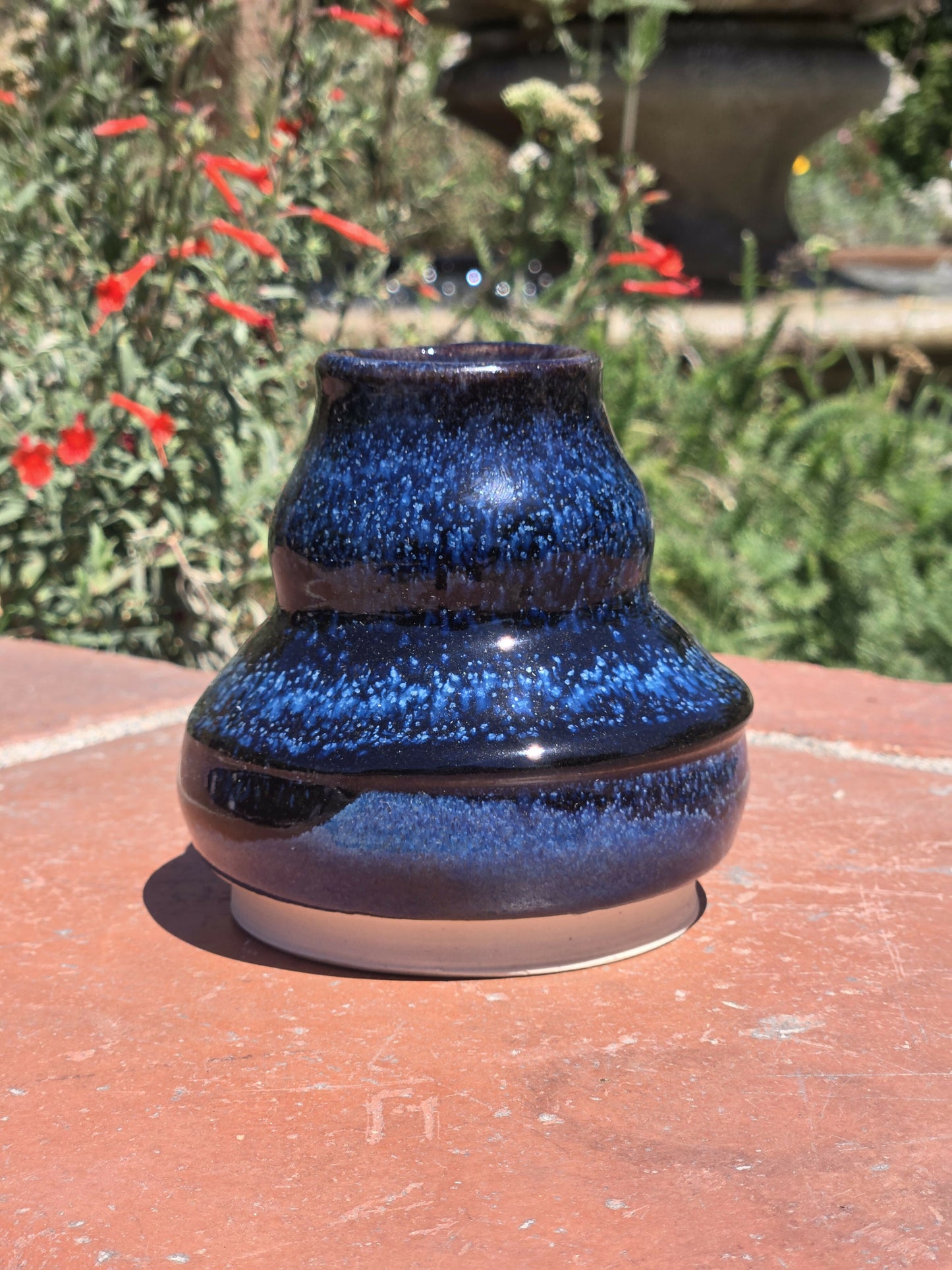 Black and Blue Short Vase