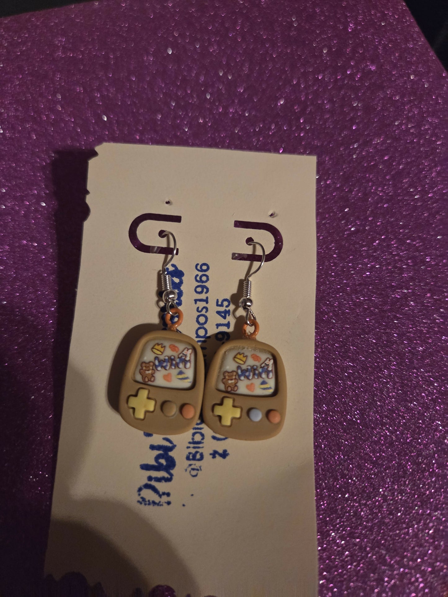 Aretes Gameboy cafe