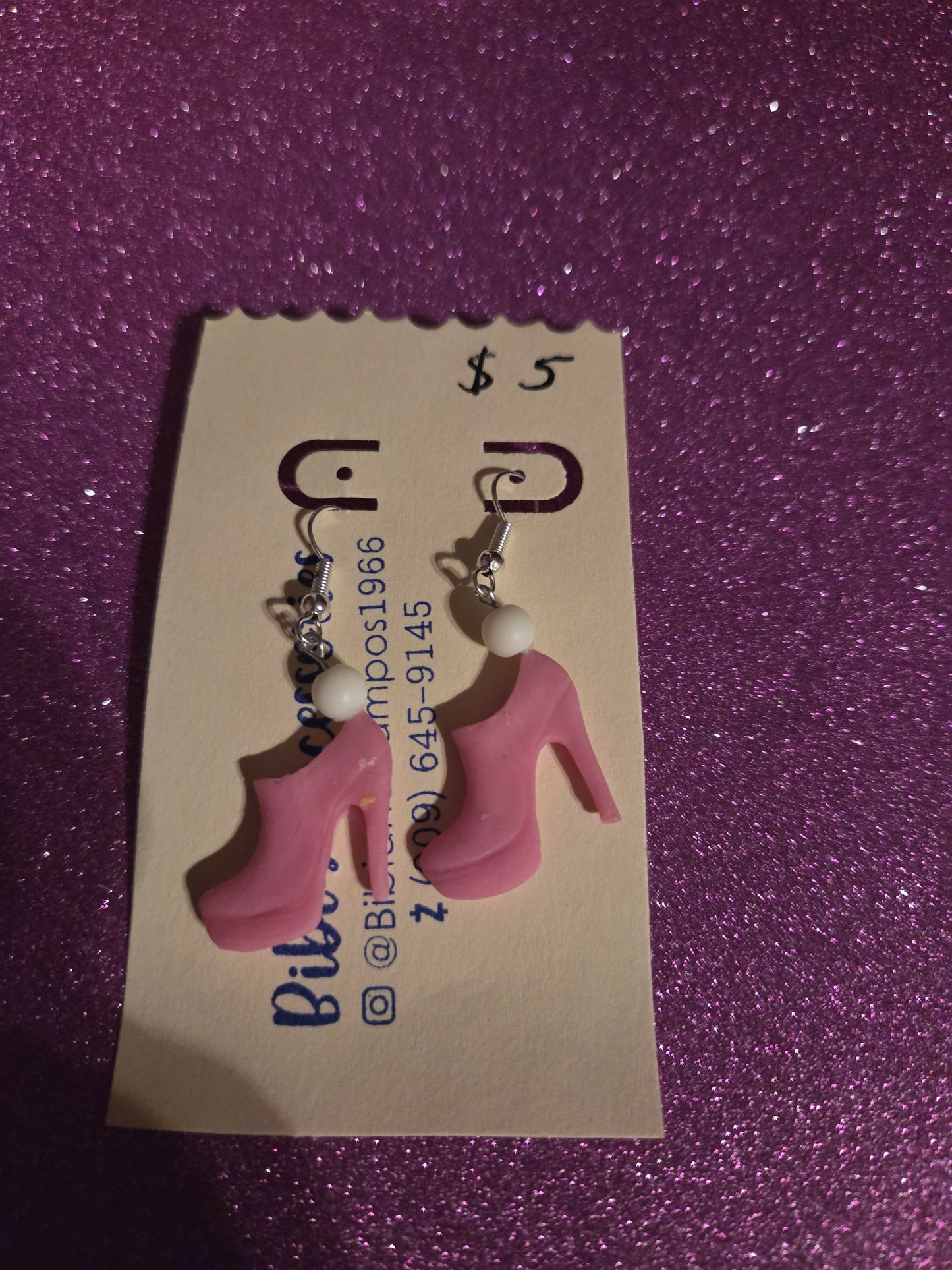 Aretes zapatilla rosa
