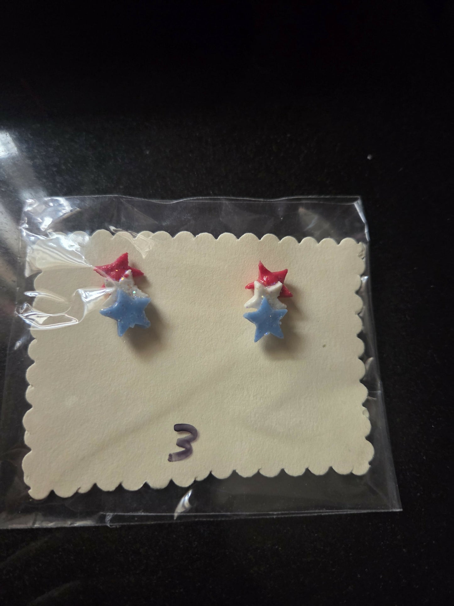 Aretes 4 to july poste