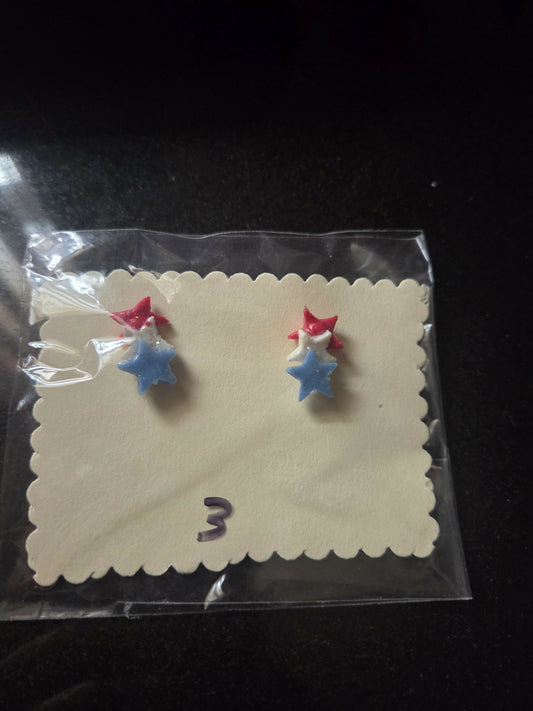 Aretes 4 to july poste